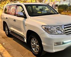 تويوتا لاندكروزر